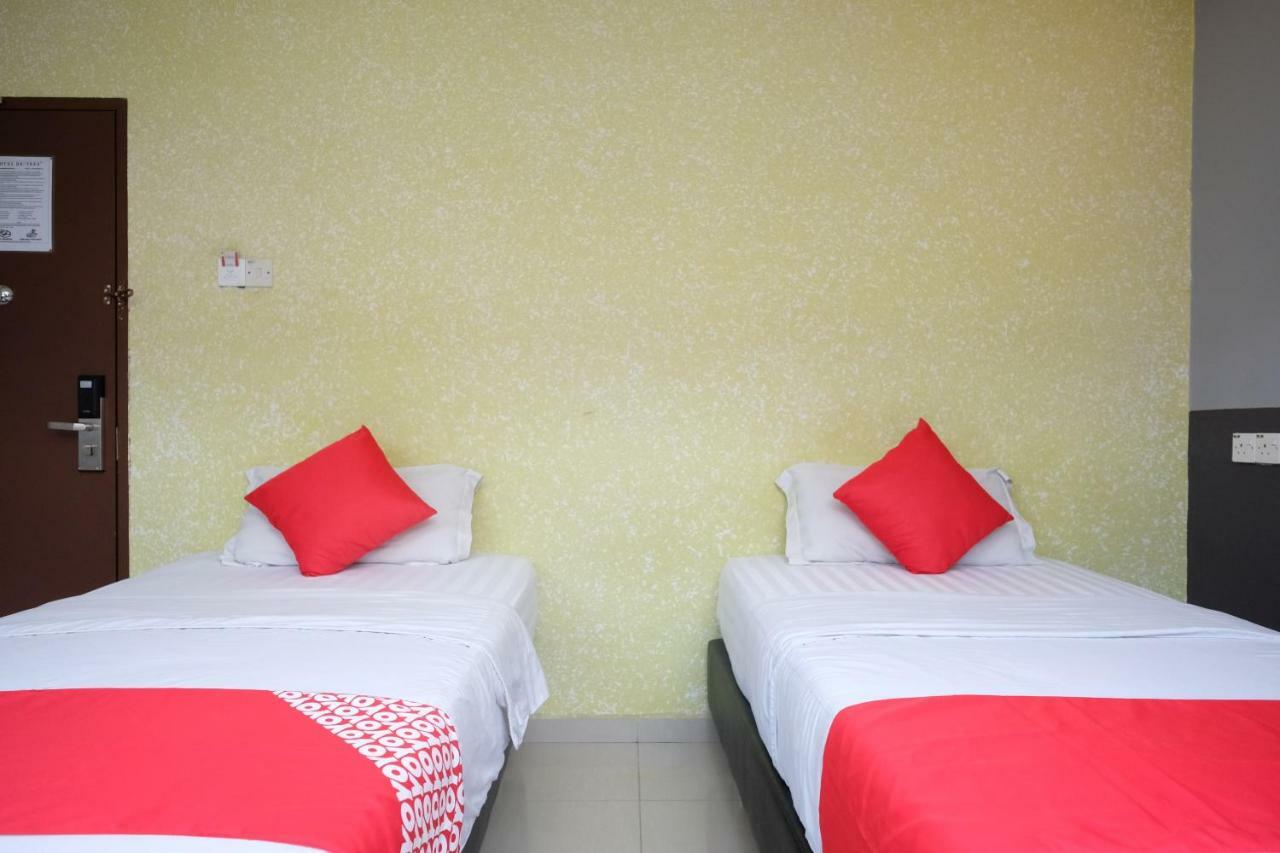 Hotel De' Tees, Masai Utama Pasir Gudang Dış mekan fotoğraf