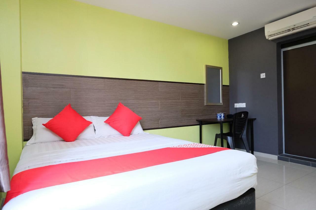 Hotel De' Tees, Masai Utama Pasir Gudang Dış mekan fotoğraf